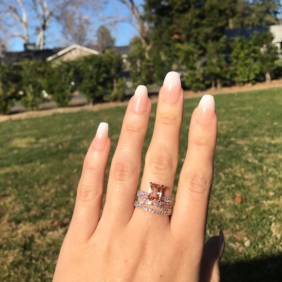 New Rose Gold Color Bijoux Champagne CZ Stone ring - Picture 3 of 4